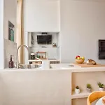 Апартаменты Le Saint-sauveur - Balneotherapy Bathtub - Hypercentre