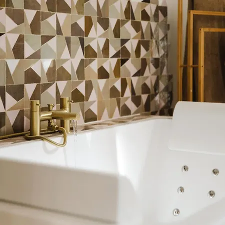 Le Saint-sauveur - Balneotherapy Bathtub - Hypercentre *