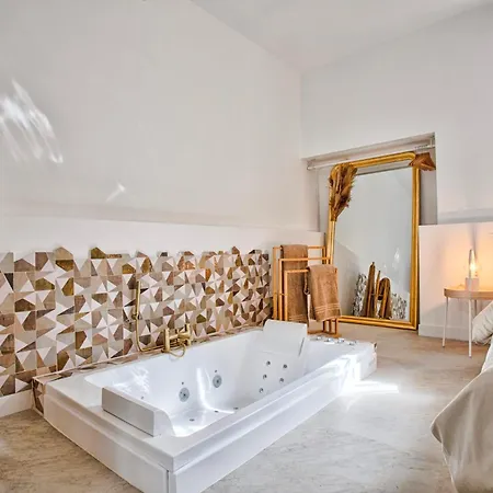 Le Saint-sauveur - Balneotherapy Bathtub - Hypercentre * 凯恩