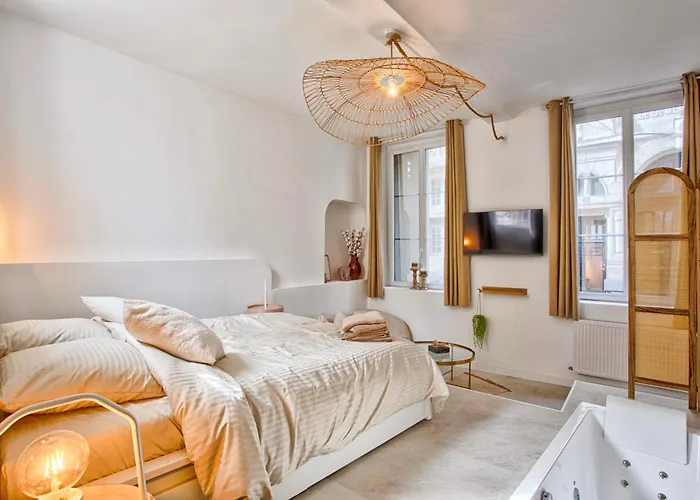 Le Saint-sauveur - Balneotherapy Bathtub - Hypercentre * Caen